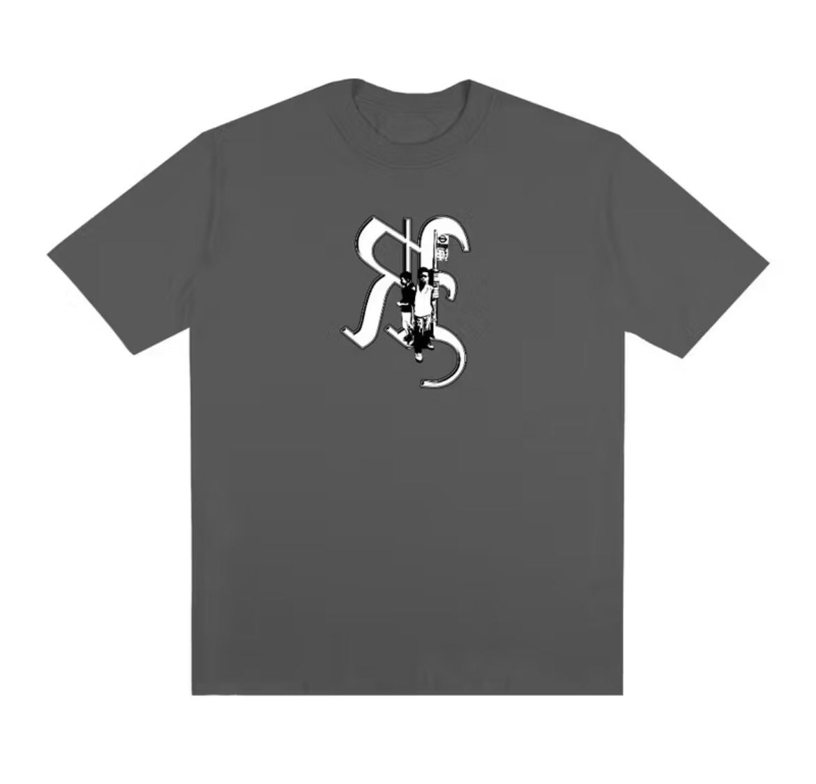 Camiseta Restricted Plug